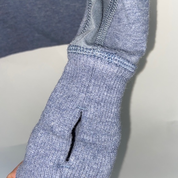 Nike Dri Fit Full ZIP Jacket Thumb Hole Sleeve S - Picture 2 of 5